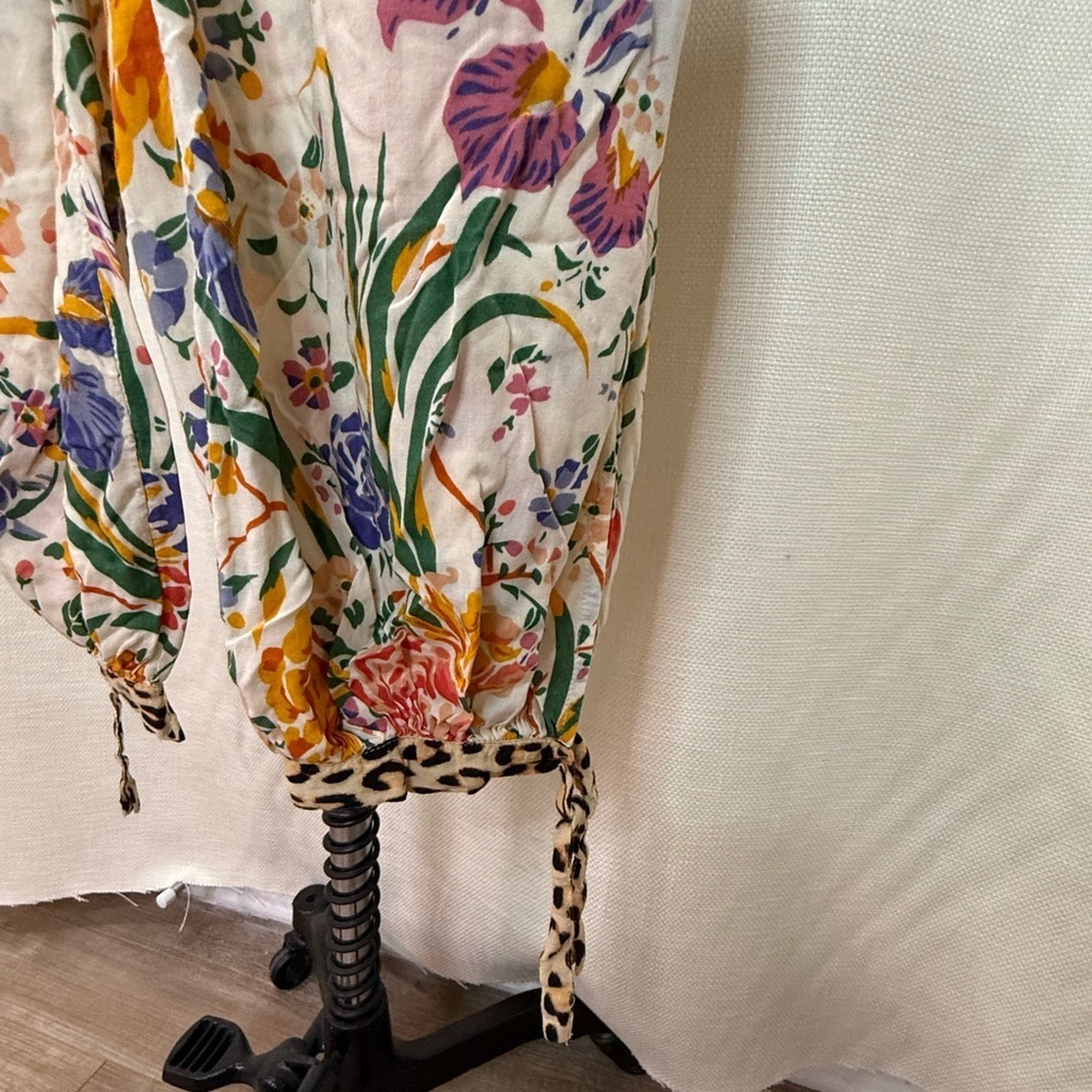 Anthropologie Floral Pants Leopard Trim Boho Crop Tie Hem Statement XS - Picture 5 of 10